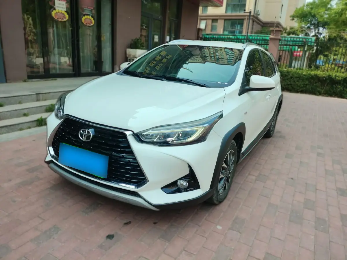 2022 Toyota Yaris L 1.5L 112HP L4 CVT