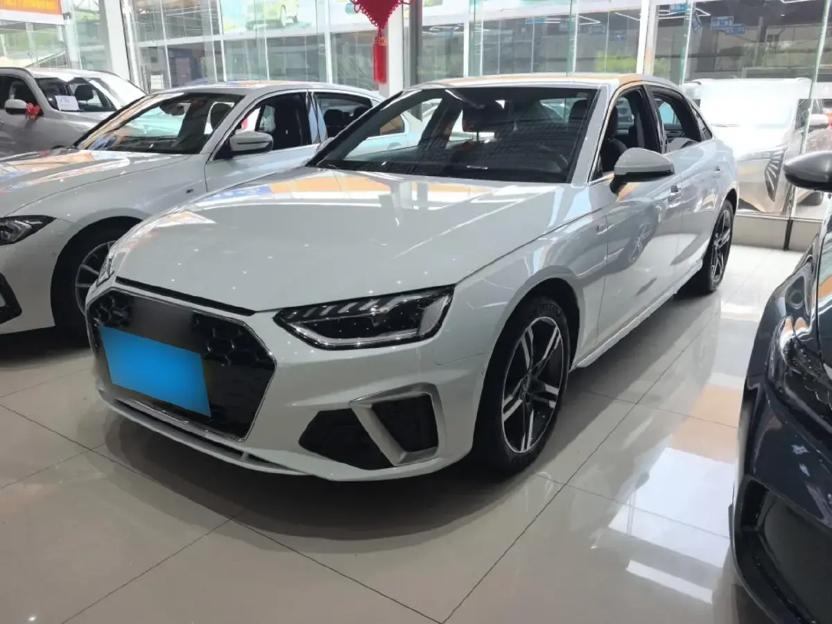 2020 Audi A4L 2.0T 190HP L4 7DCT