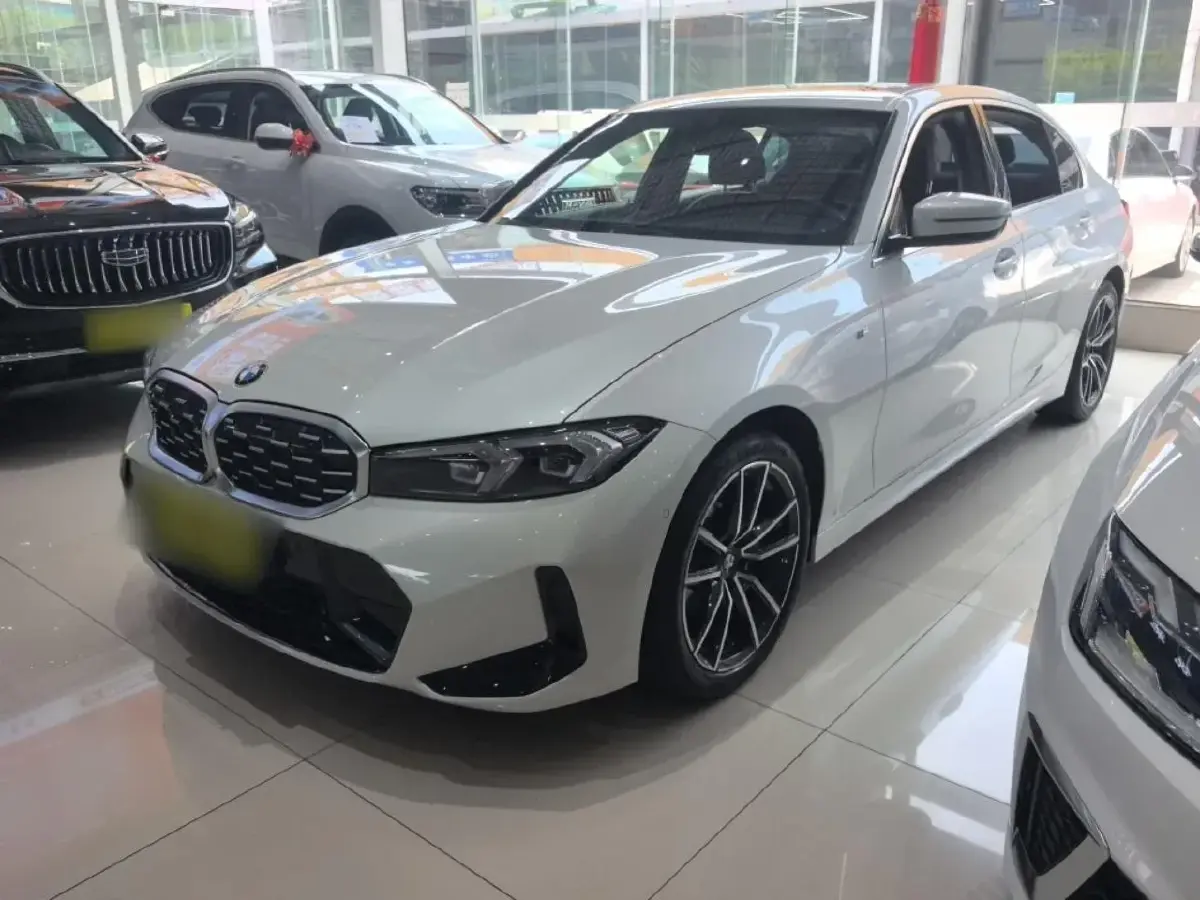 2023 BMW 3 Series 2.0T 184HP L4 8AT