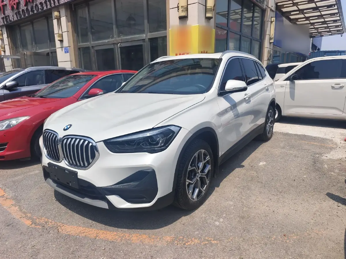 2021 BMW X1 2.0T 192HP L4 7DCT