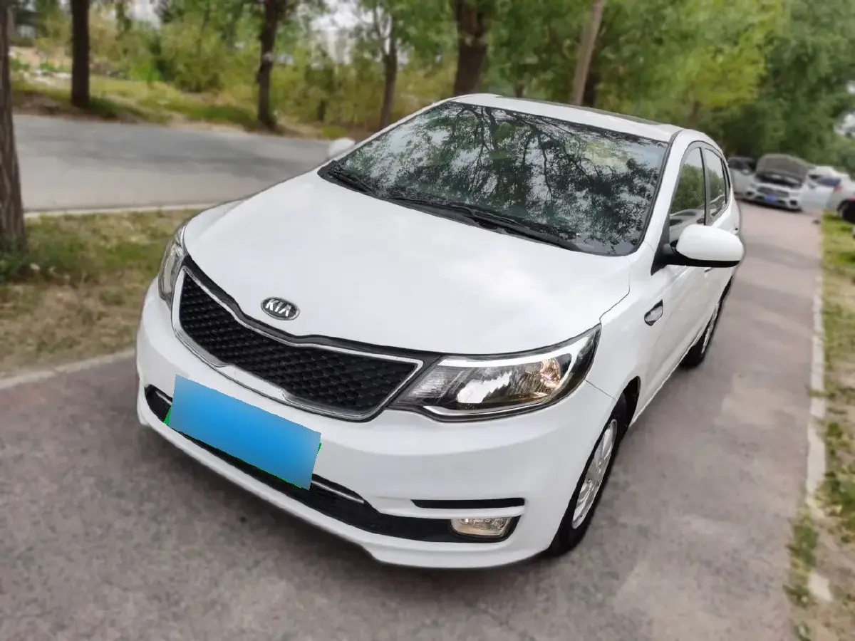 2015 Kia K2 1.4L 107HP L4 4AT