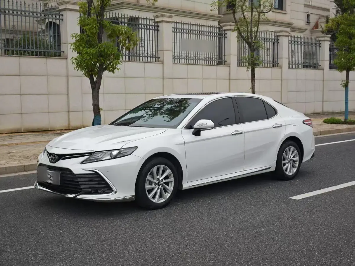 2023 Toyota Camry 2.0L 177HP L4 CVT