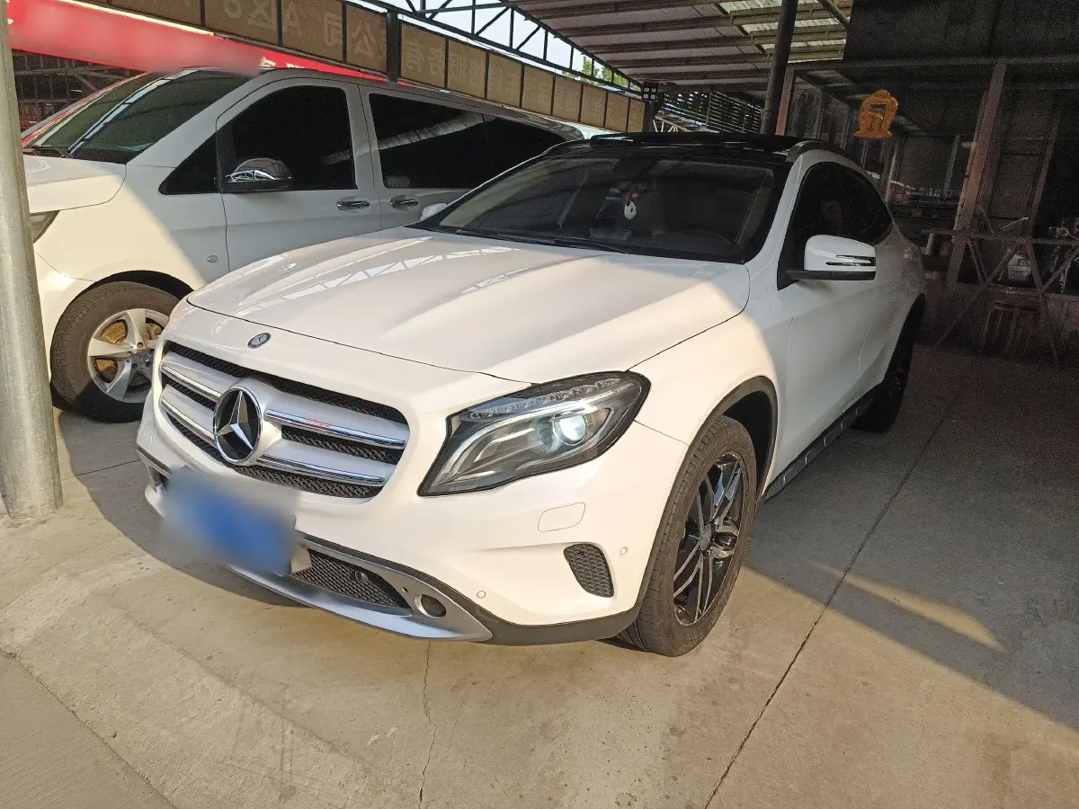 2015 Mercedes-Benz GLA Class 1.6T 156HP L4 7DCT