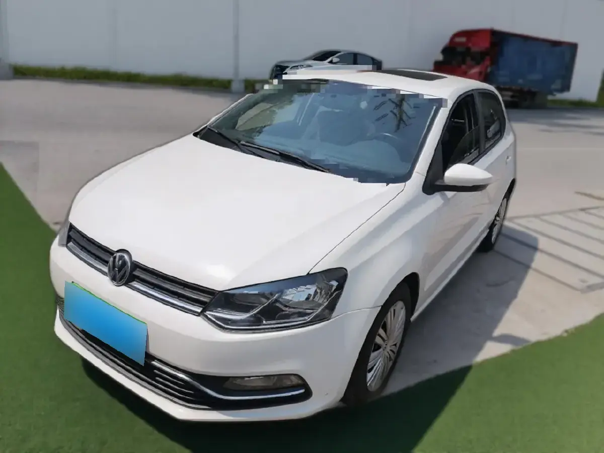 2018 Volkswagen Polo 1.5L 110HP L4 6AT