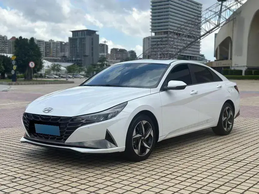 2021 Hyundai Elantra 1.5L 115HP L4 CVT