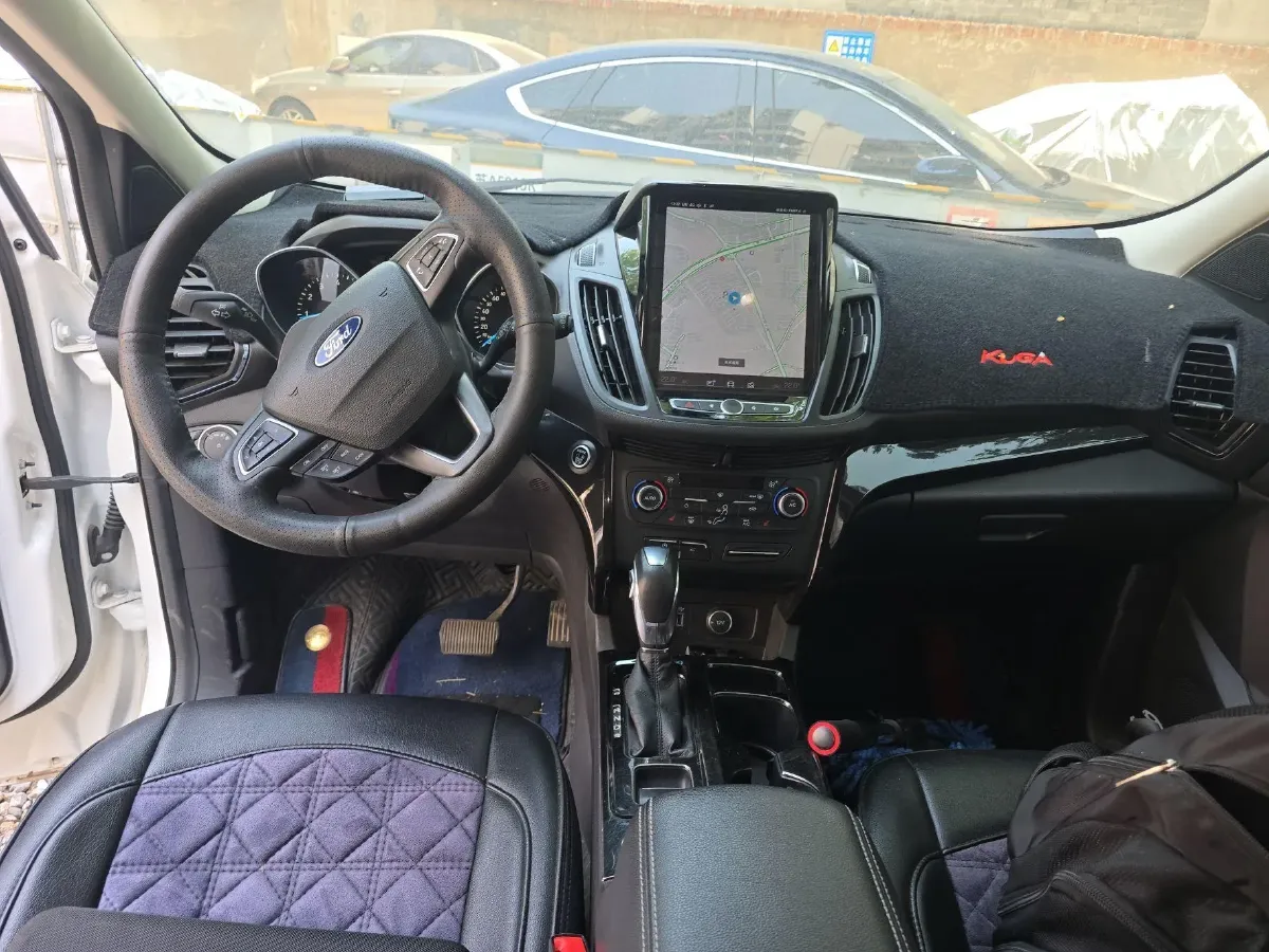 2019 Ford Kuga 1.5T 181HP L4 6AT,autocango,china used car exporter,china ev exporter,chinese used car exporter,chinese used ev exporter