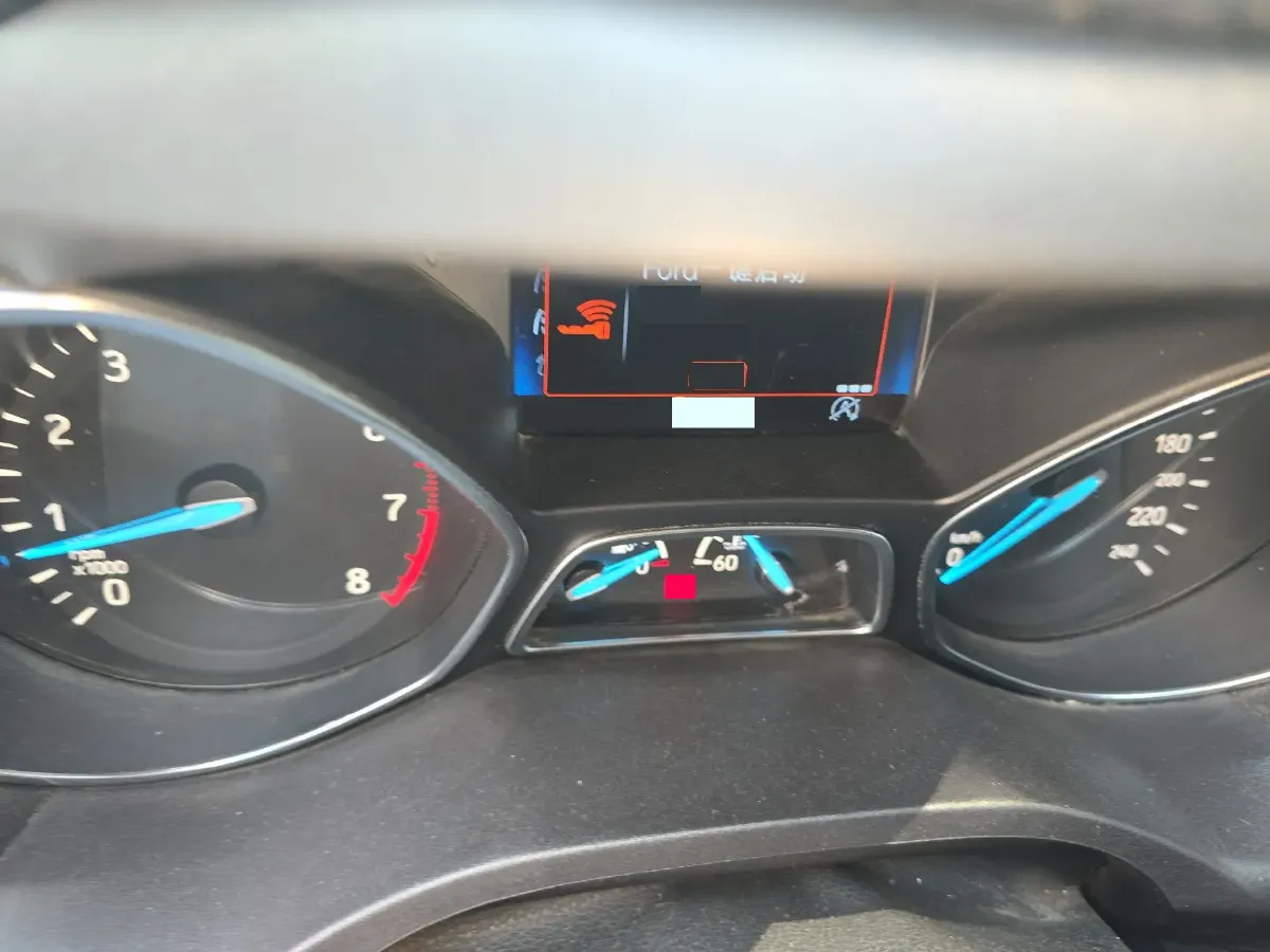 2019 Ford Kuga 1.5T 181HP L4 6AT,autocango,china used car exporter,china ev exporter,chinese used car exporter,chinese used ev exporter