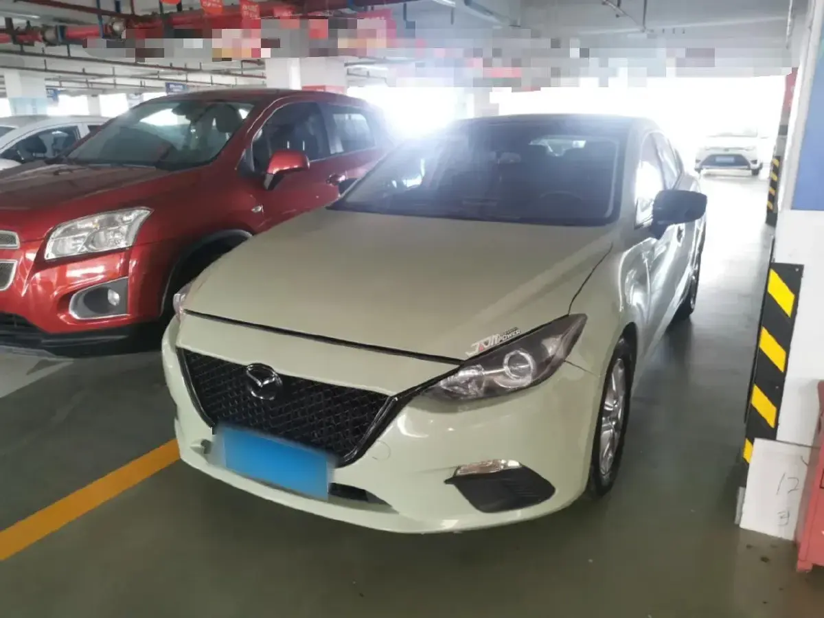 2014 Mazda 3 Axela 1.5L 117HP L4 6AT