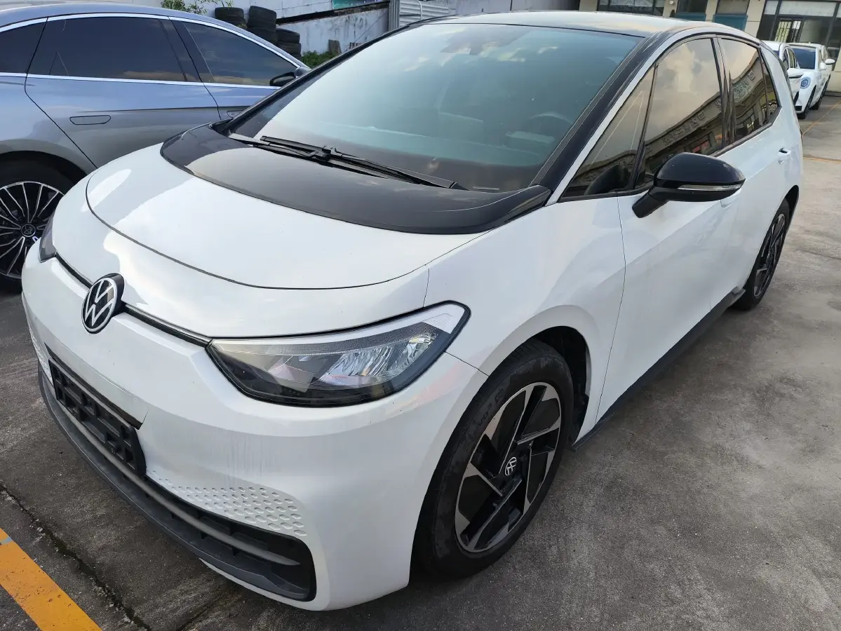 2024 Volkswagen ID.3 BEV 52.8KWH