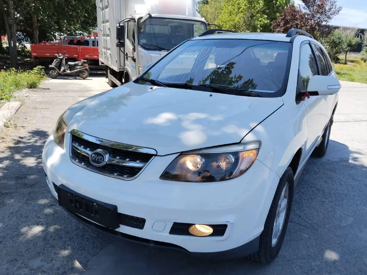 2014 BYD S6 2.0L 140HP L4 5MT