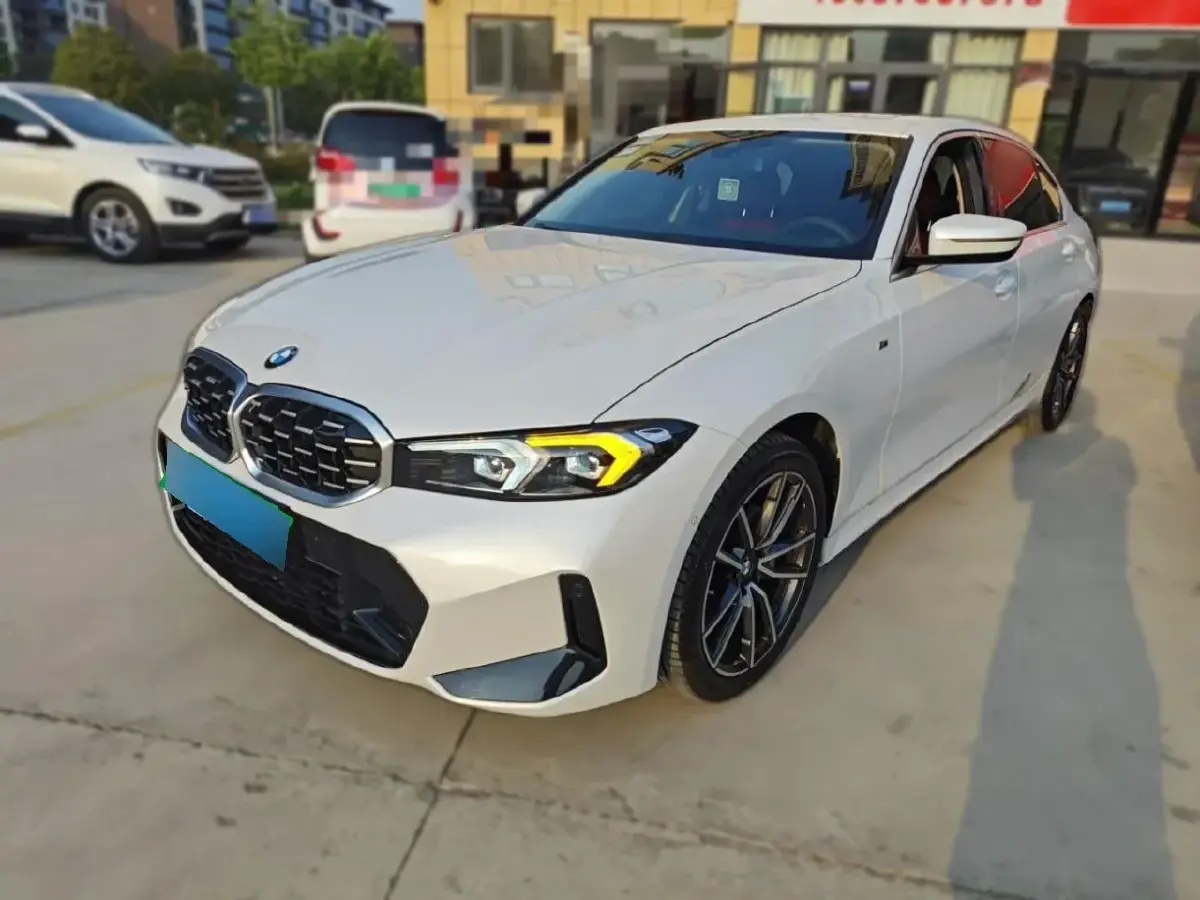 2024 BMW 3 Series 2.0T 184HP L4 8AT