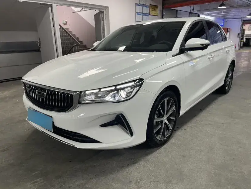 2023 Geely Emgrand 1.5L 127HP L4 CVT
