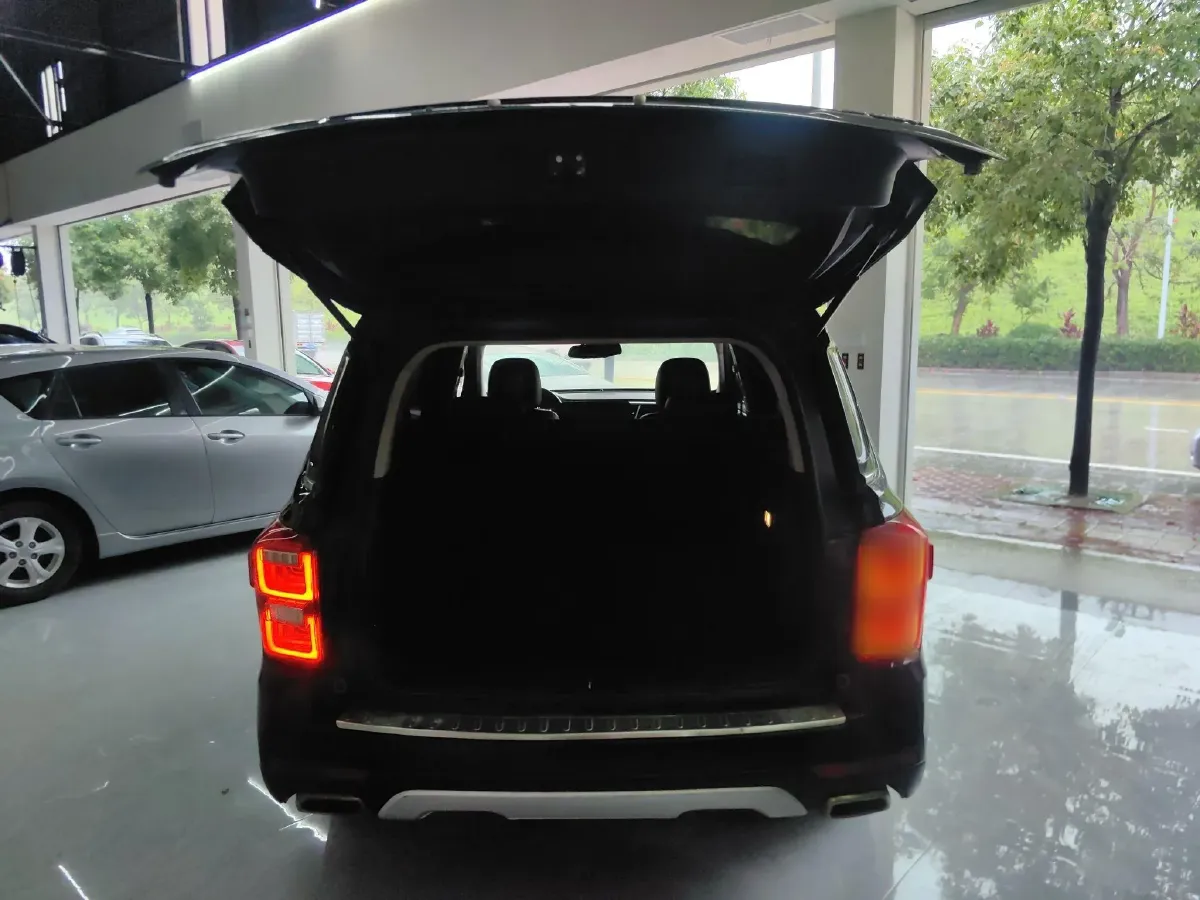 2017 GAC Trumpchi GS7 2.0T 201HP L4 6AT,autocango,china used car exporter,china ev exporter,chinese used car exporter,chinese used ev exporter