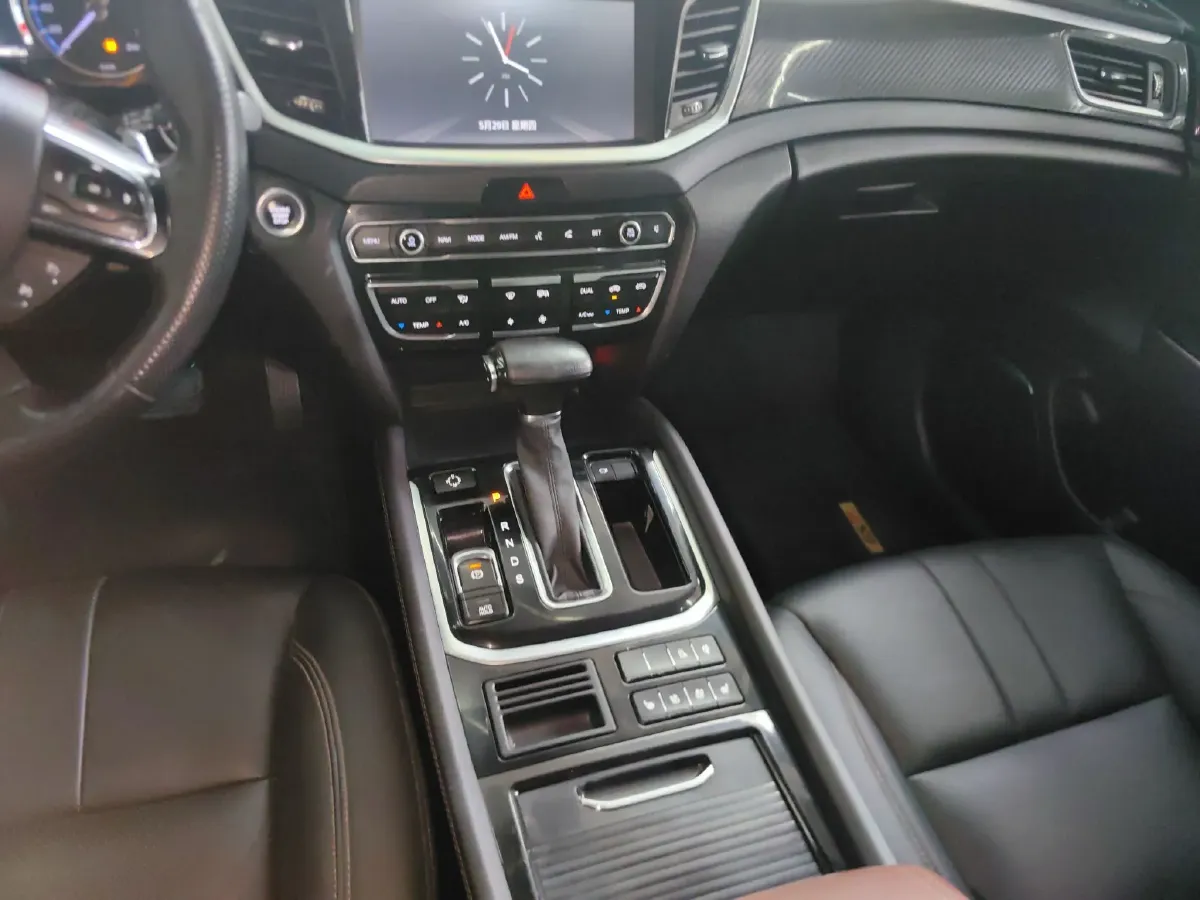 2017 GAC Trumpchi GS7 2.0T 201HP L4 6AT,autocango,china used car exporter,china ev exporter,chinese used car exporter,chinese used ev exporter