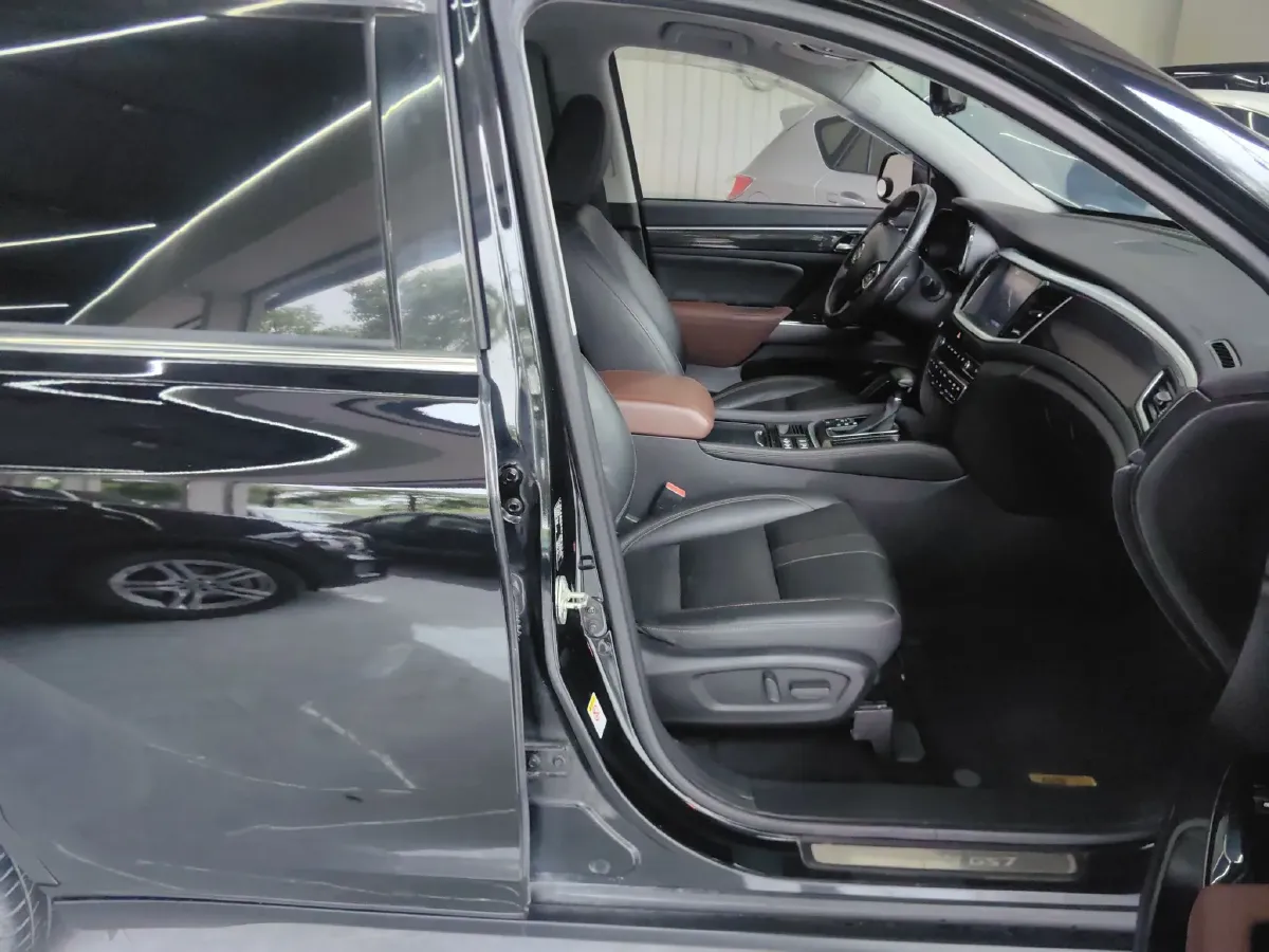 2017 GAC Trumpchi GS7 2.0T 201HP L4 6AT,autocango,china used car exporter,china ev exporter,chinese used car exporter,chinese used ev exporter