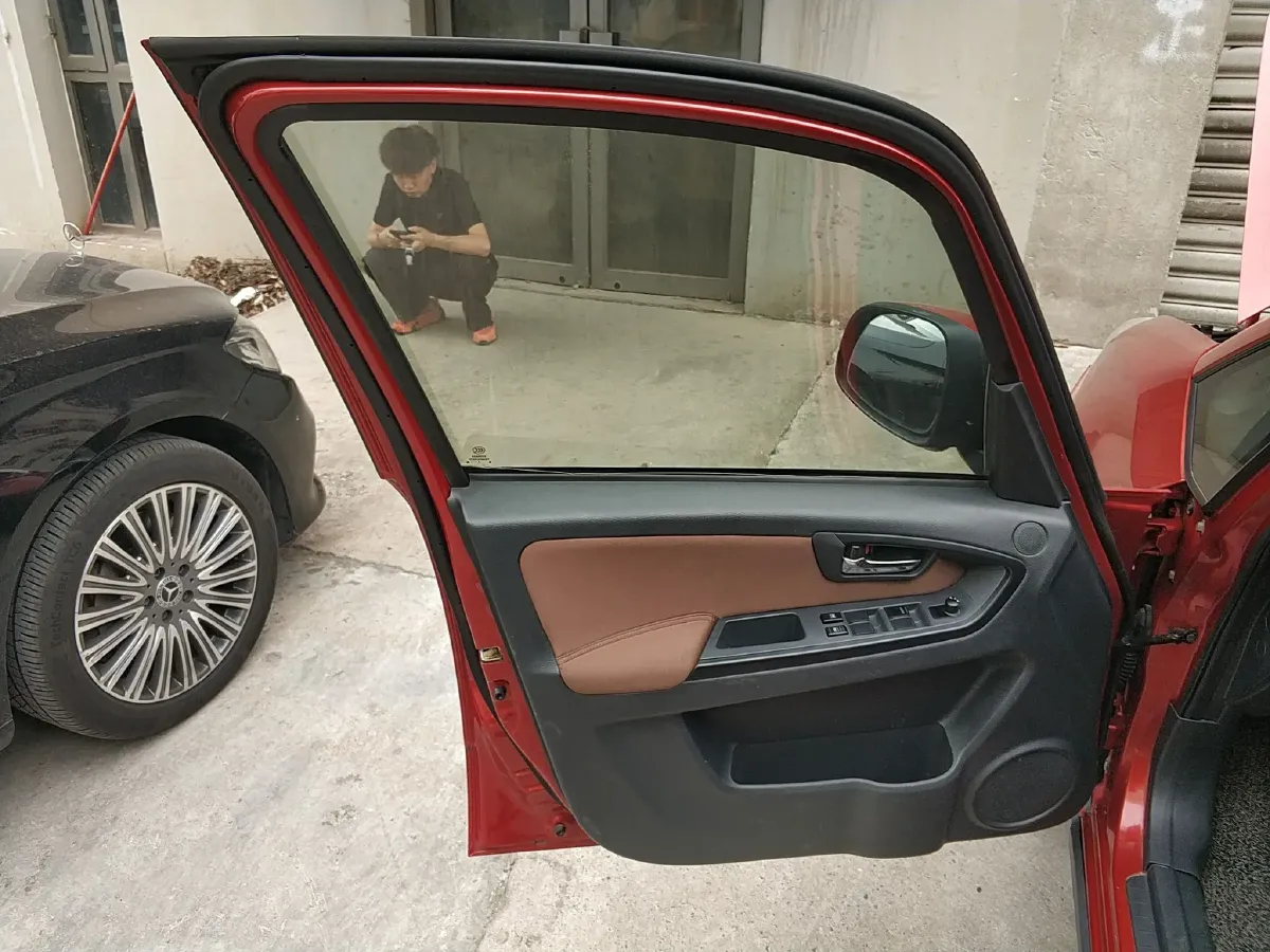 2013 Suzuki SX4 1.6L 109HP L4 4AT,autocango,china used car exporter,china ev exporter,chinese used car exporter,chinese used ev exporter