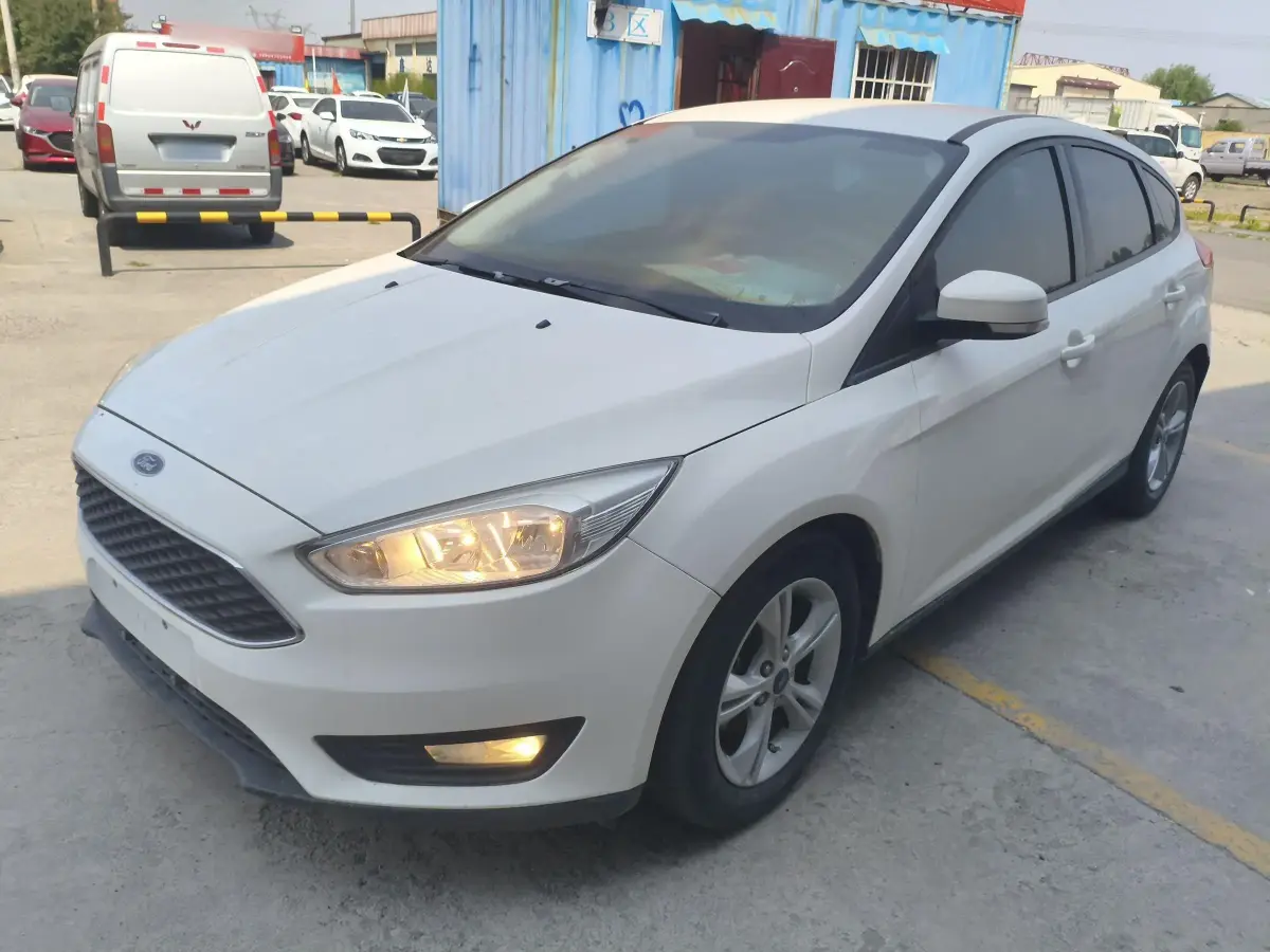 2017 Ford Focus 1.6L 125HP L4 6DCT