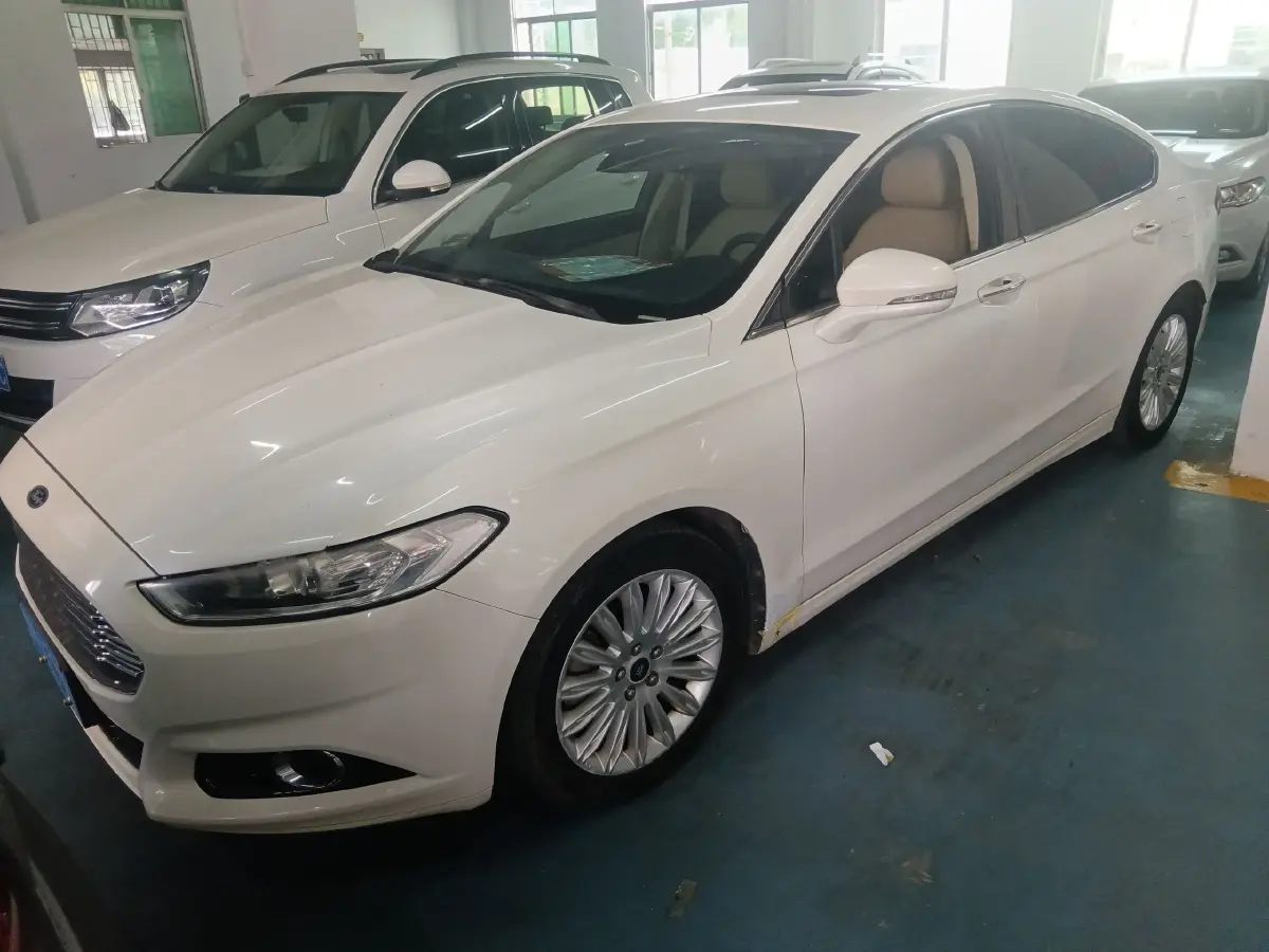2013 Ford Mondeo 2.0T 203HP L4 6AT