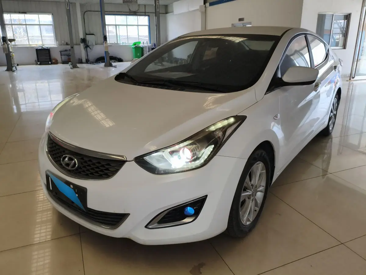 2016 Hyundai Elantra 1.6L 128HP L4 6AT