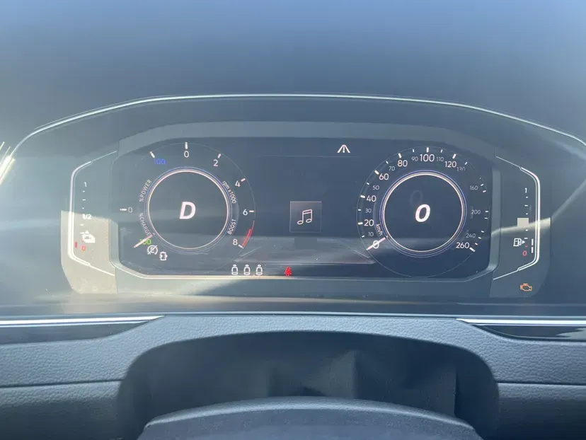 2022 Volkswagen Magotan GTE 1.4T 150HP L4 6DCT PHEV 13KWH,autocango,china used car exporter,china ev exporter,chinese used car exporter,chinese used ev exporter