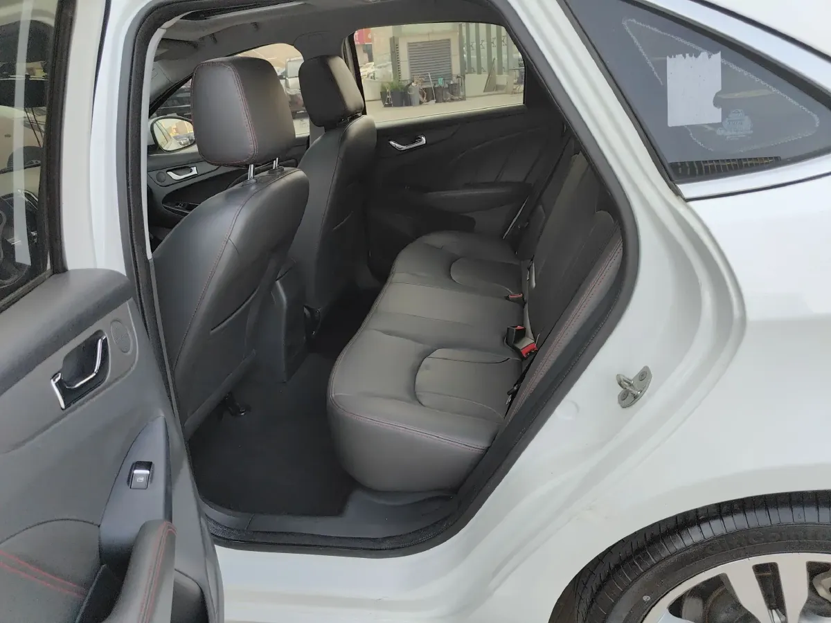 2017 Chery Arrizo 7 1.5T 147HP L4 CVT,autocango,china used car exporter,china ev exporter,chinese used car exporter,chinese used ev exporter