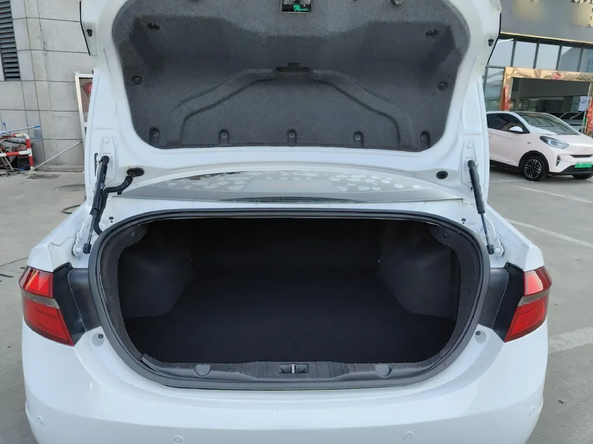 2017 Chery Arrizo 7 1.5T 147HP L4 CVT,autocango,china used car exporter,china ev exporter,chinese used car exporter,chinese used ev exporter