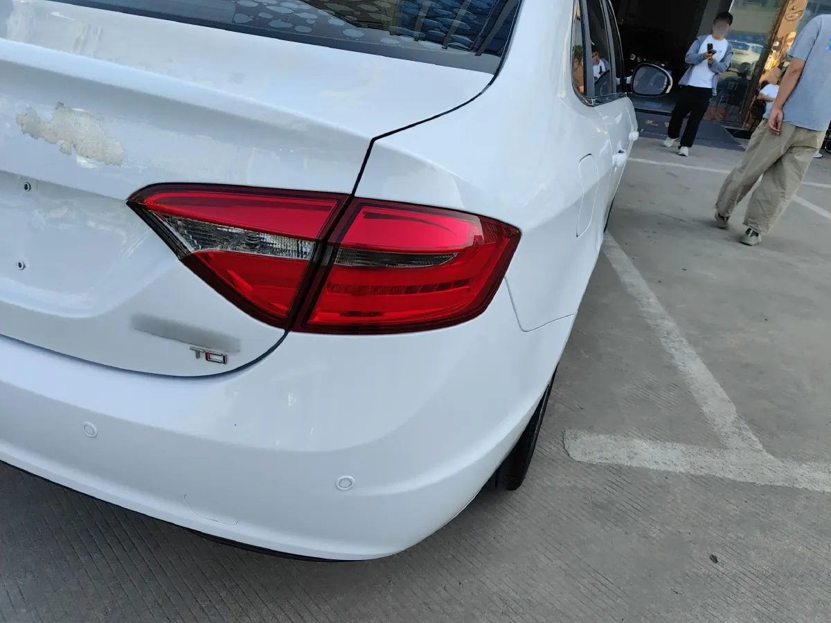 2017 Chery Arrizo 7 1.5T 147HP L4 CVT,autocango,china used car exporter,china ev exporter,chinese used car exporter,chinese used ev exporter