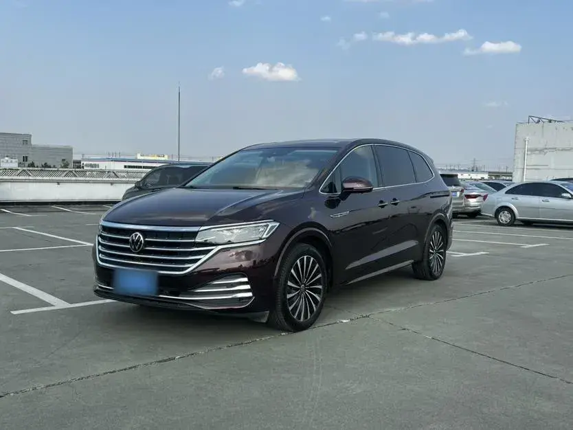 2020 Volkswagen Viloran 2.0T 220HP L4 7DCT