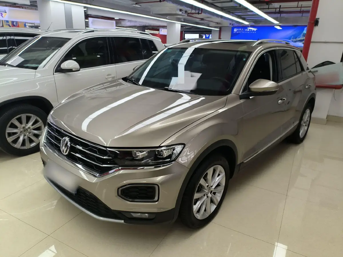 2020 Volkswagen T-Roc 1.4T 150HP L4 7DCT