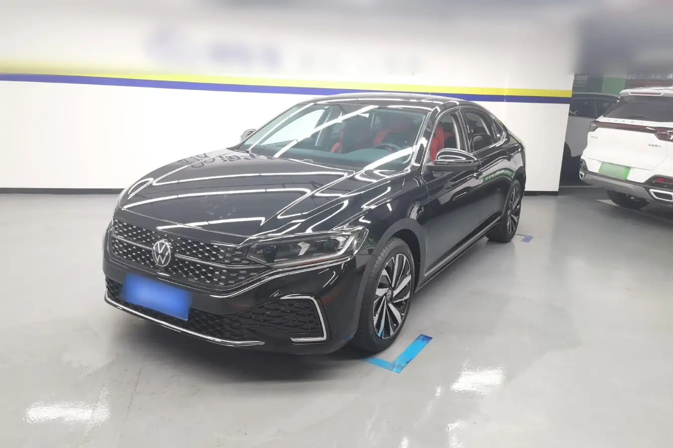 2023 Volkswagen Passat 2.0T 186HP L4 7DCT