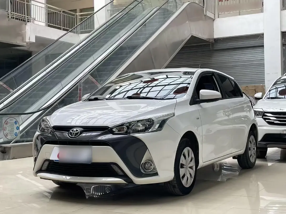 2020 Toyota Yaris L 1.5L 110HP L4 CVT