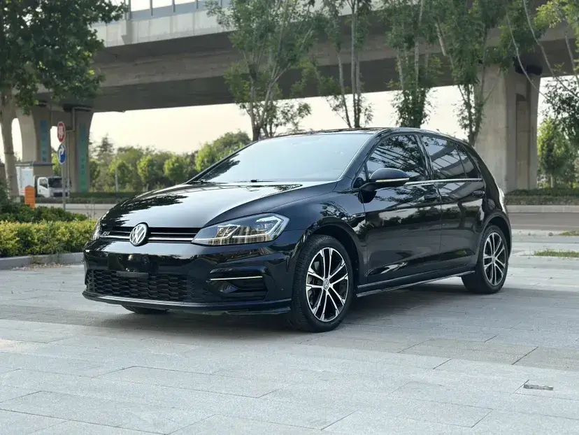 2019 Volkswagen Golf 1.4T 150HP L4 7DCT