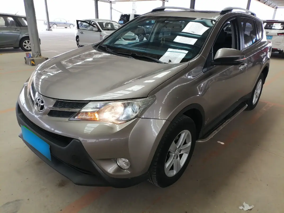 2013 Toyota RAV4 2.0L 147HP L4 CVT