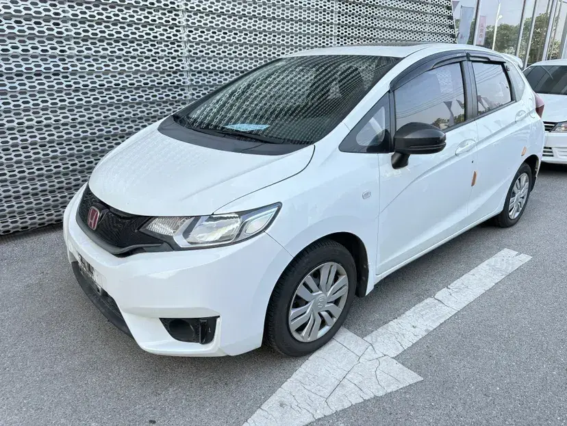 2016 Honda Fit 1.5L 131HP L4 CVT