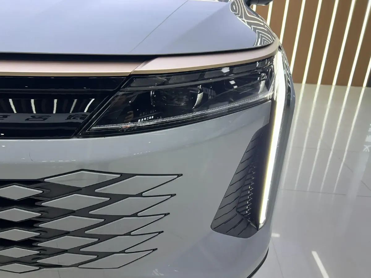 2023 Exceed RX 2.0T 261HP L4 7DCT,autocango,china used car exporter,china ev exporter,chinese used car exporter,chinese used ev exporter