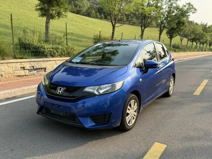 2014 Honda Fit 1.5L 131HP L4 CVT