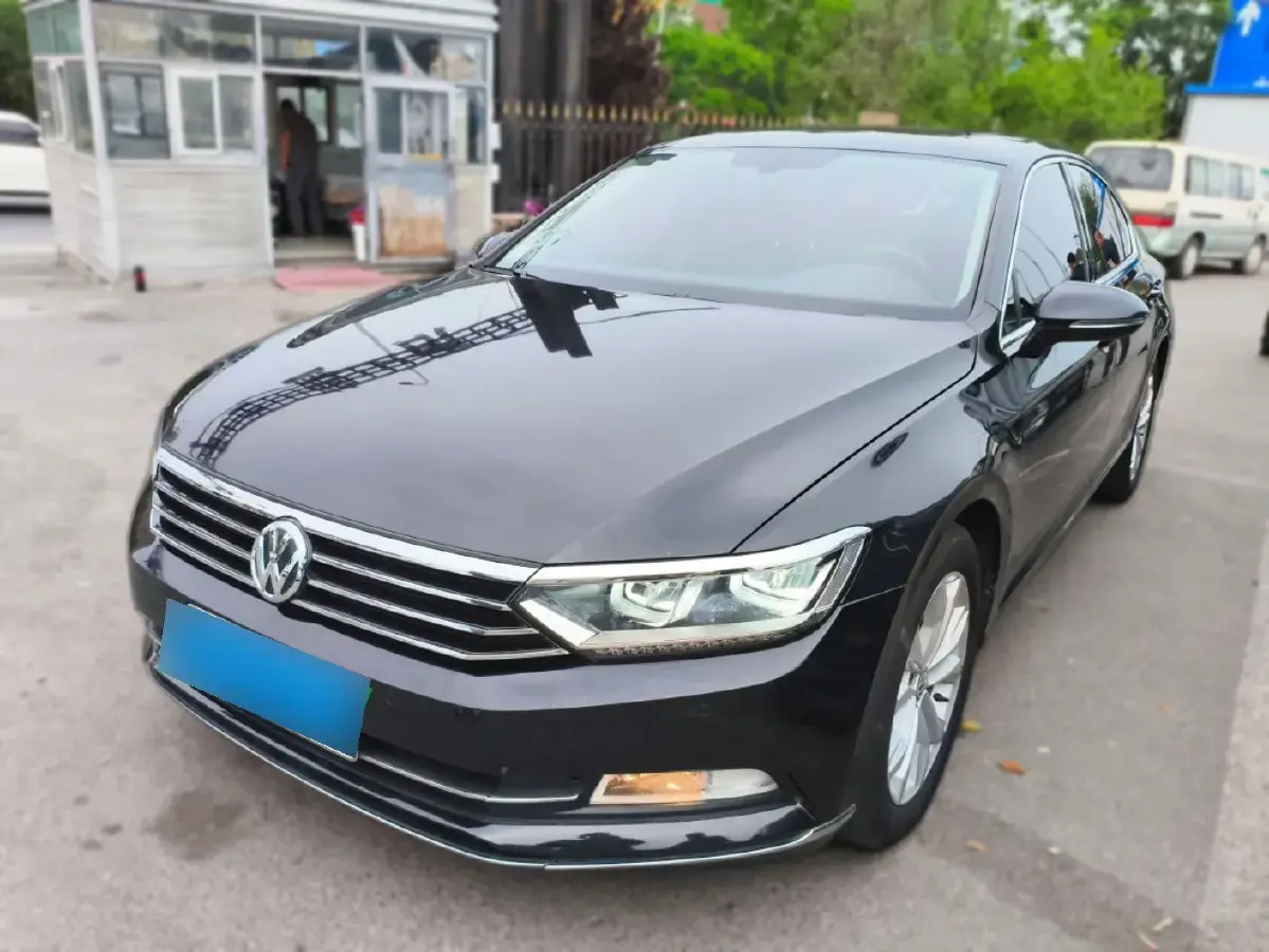 2019 Volkswagen Magotan 2.0T 220HP L4 7DCT