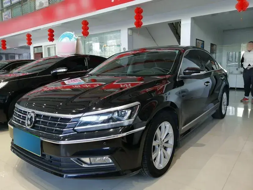 2017 Volkswagen Passat 1.8T 180HP L4 7DCT