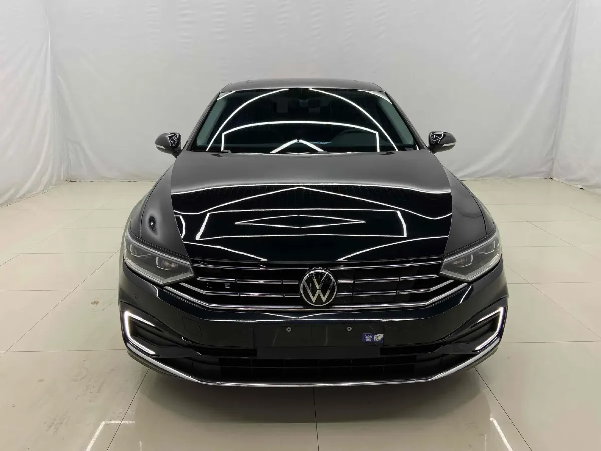 2022 Volkswagen Magotan GTE 1.4T 150HP L4 6DCT PHEV 13KWH,autocango,china used car exporter,china ev exporter,chinese used car exporter,chinese used ev exporter