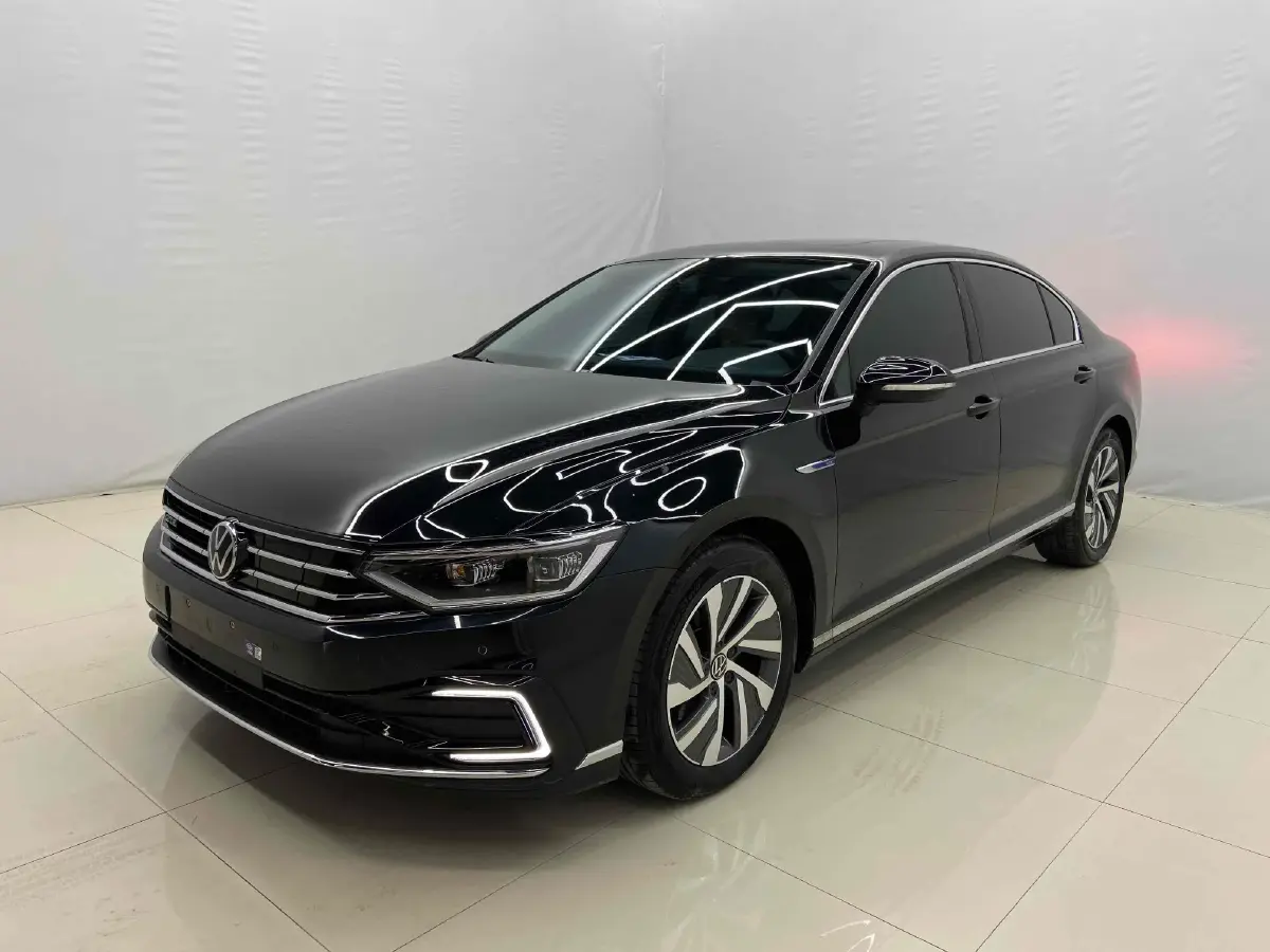 2022 Volkswagen Magotan GTE 1.4T 150HP L4 6DCT PHEV 13KWH