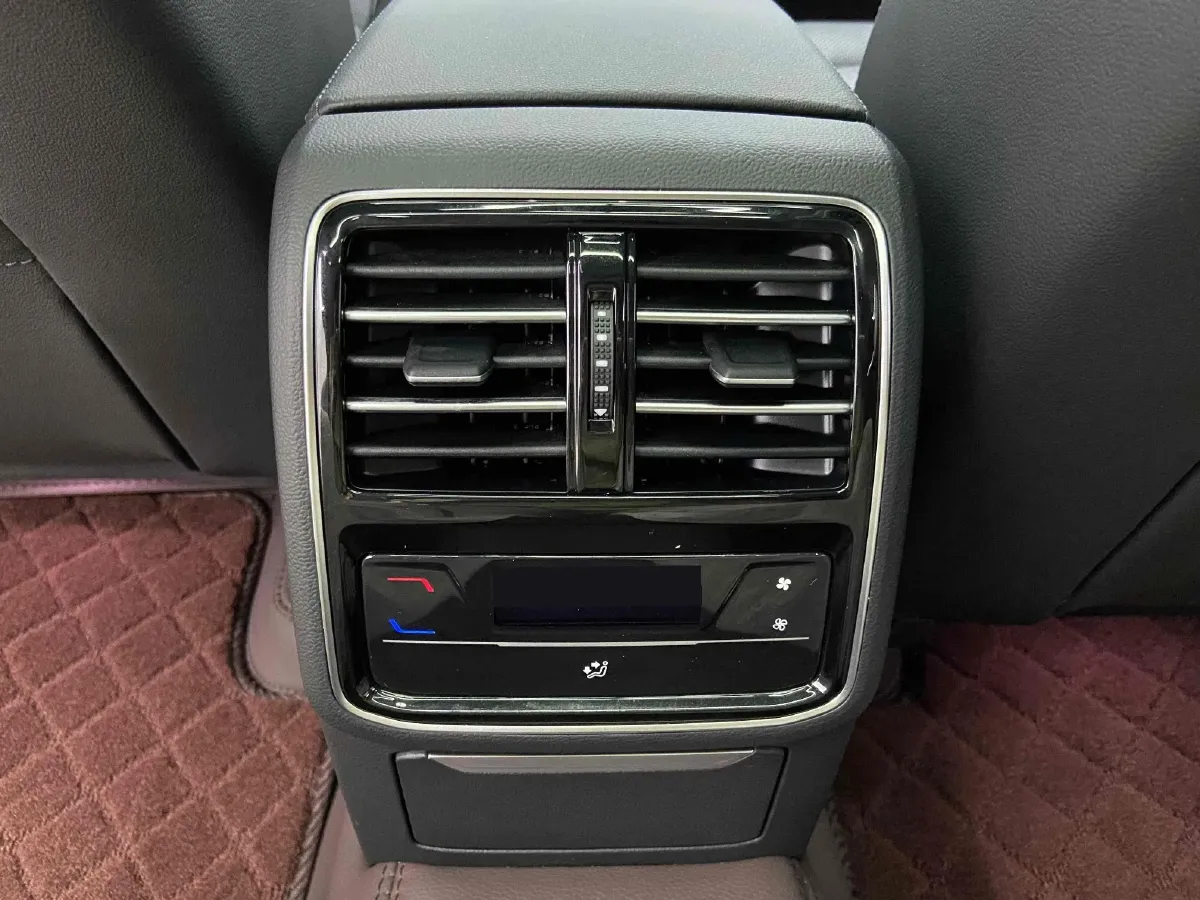 2022 Volkswagen Magotan GTE 1.4T 150HP L4 6DCT PHEV 13KWH,autocango,china used car exporter,china ev exporter,chinese used car exporter,chinese used ev exporter