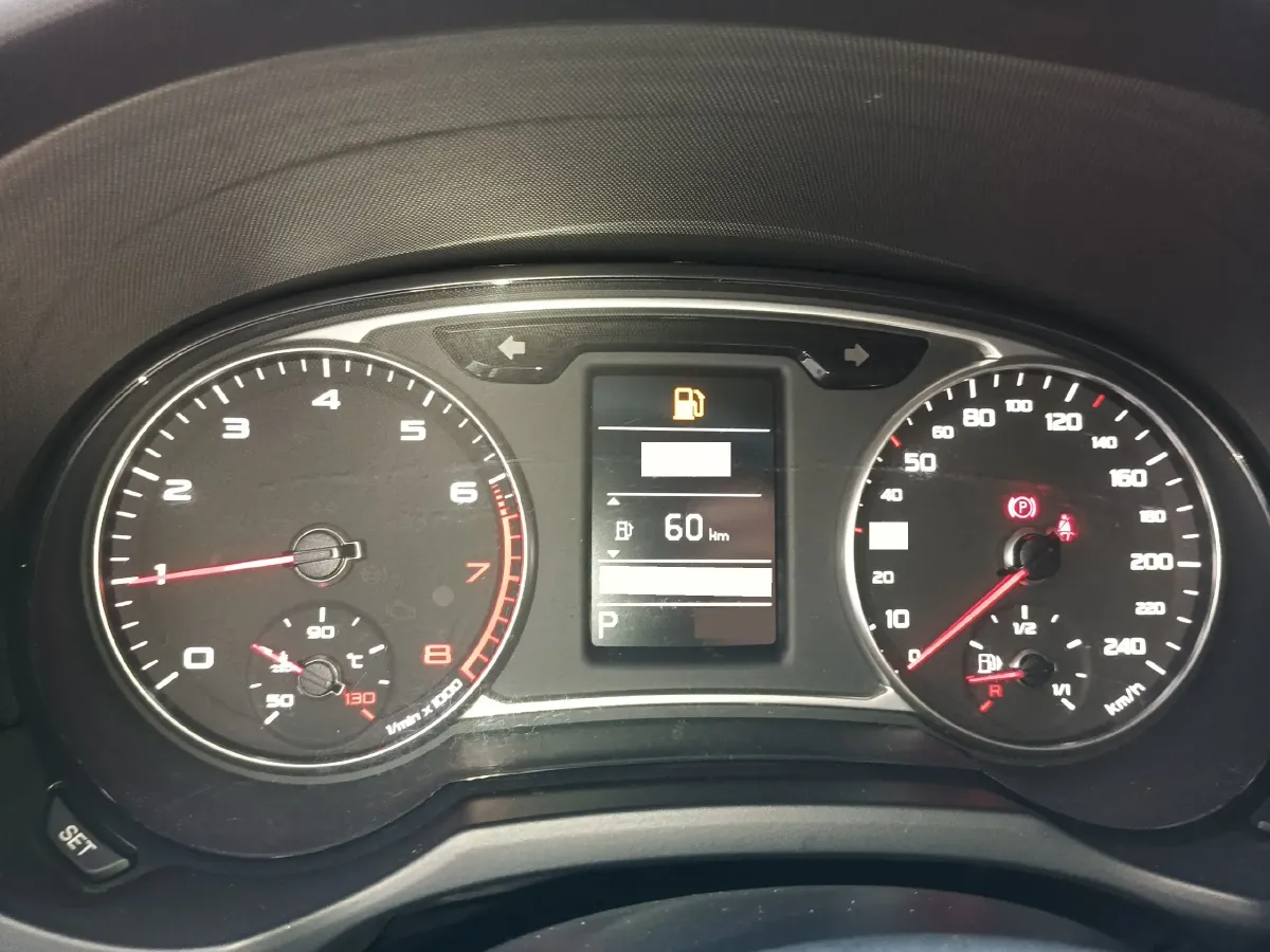 2013 Audi A1 1.4T 122HP L4 7DCT,autocango,china used car exporter,china ev exporter,chinese used car exporter,chinese used ev exporter