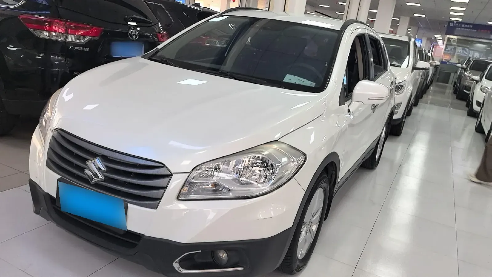 2015 Suzuki S-cross 1.6L 122HP L4 CVT,autocango,china used car exporter,china ev exporter,chinese used car exporter,chinese used ev exporter