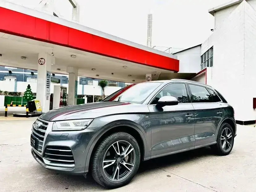 2018 Audi Q5L 2.0T 190HP L4 7DCT
