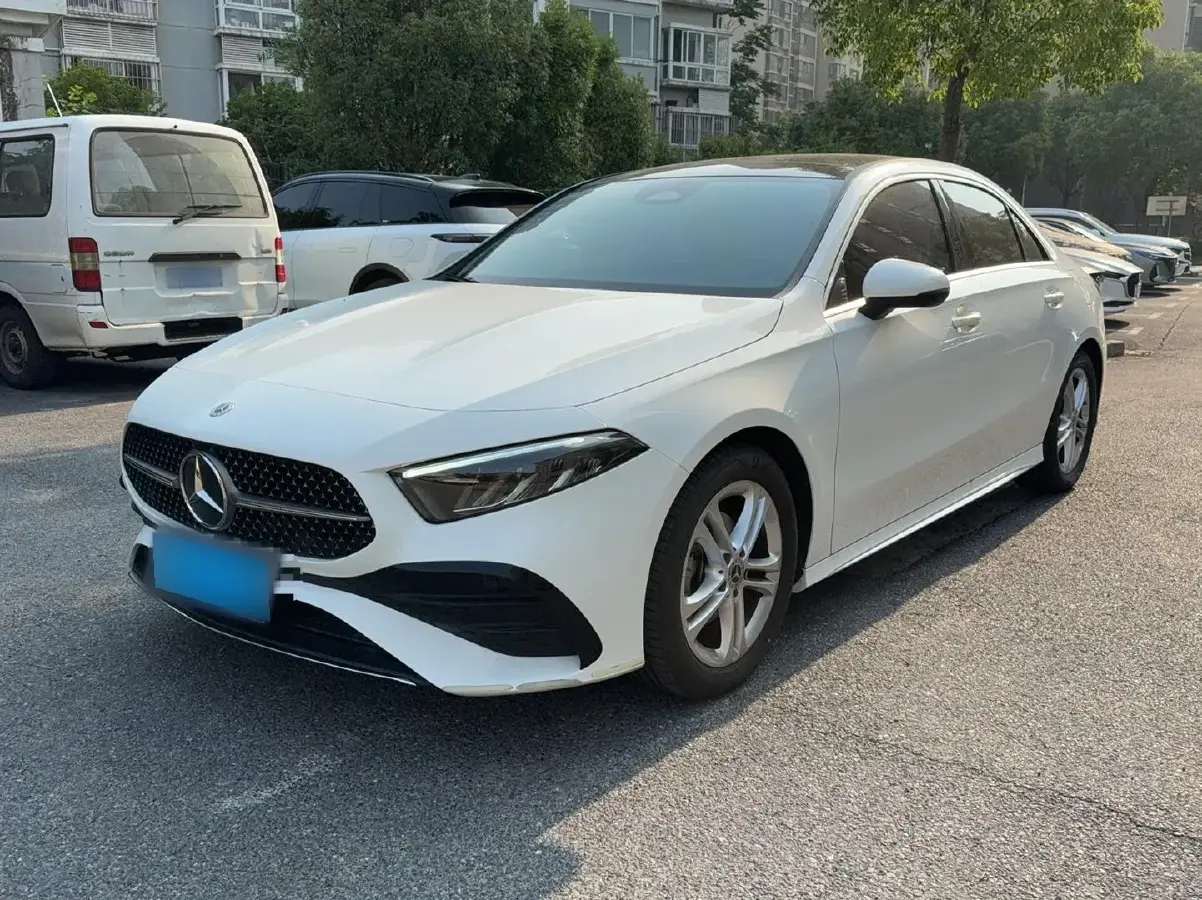 2023 Mercedes-Benz A Class 1.3T 136HP L4 7DCT