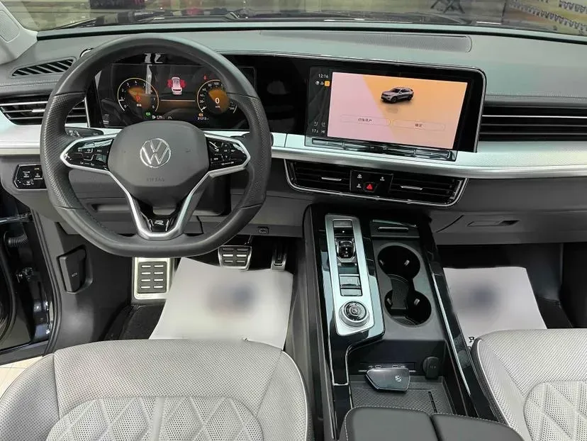 2024 Volkswagen Tavendor 2.0T 220HP L4 7DCT,autocango,china used car exporter,china ev exporter,chinese used car exporter,chinese used ev exporter