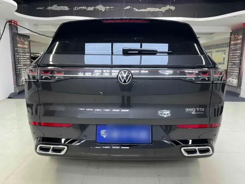 2024 Volkswagen Tavendor 2.0T 220HP L4 7DCT,autocango,china used car exporter,china ev exporter,chinese used car exporter,chinese used ev exporter