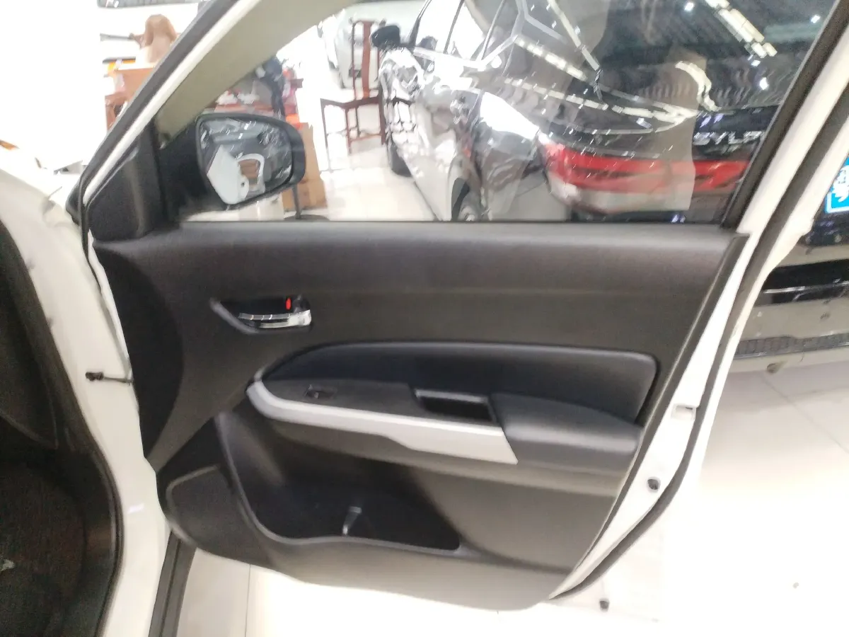 2016 Suzuki Vitara 1.4T 140HP L4 6AT,autocango,china used car exporter,china ev exporter,chinese used car exporter,chinese used ev exporter