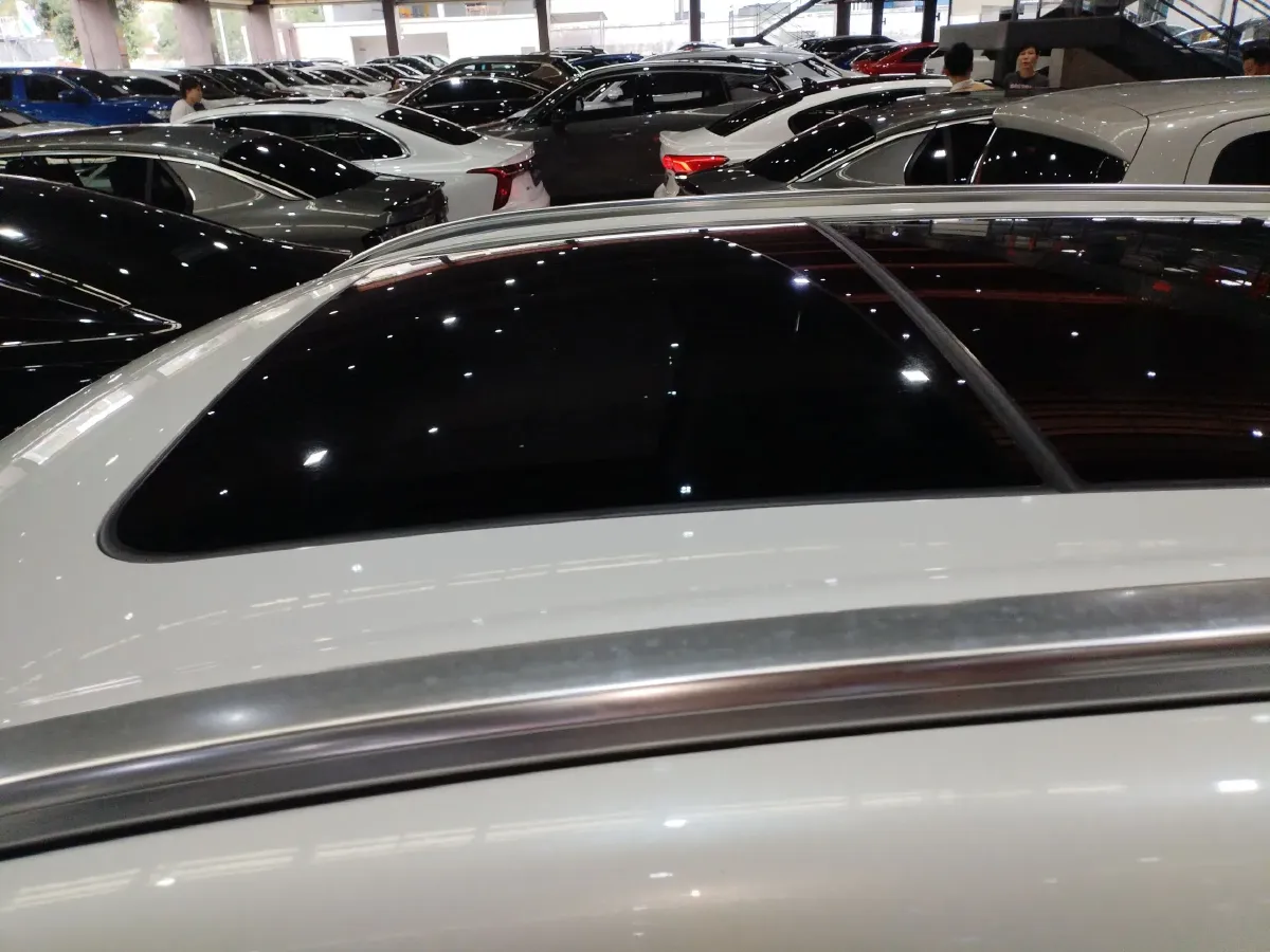 2016 Suzuki Vitara 1.4T 140HP L4 6AT,autocango,china used car exporter,china ev exporter,chinese used car exporter,chinese used ev exporter