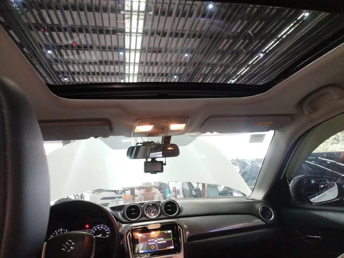 2016 Suzuki Vitara 1.4T 140HP L4 6AT,autocango,china used car exporter,china ev exporter,chinese used car exporter,chinese used ev exporter